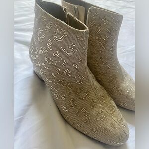 GB girls Gold Beaded Sparkle Leopard-Print Ankle Booties- Size 5